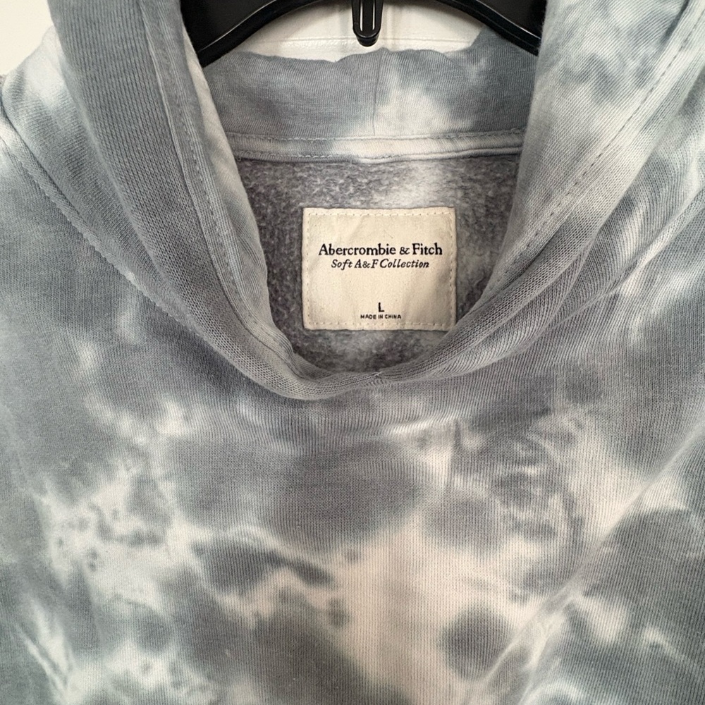 Abercrombie & Fitch Cloudy Gray/ Blue Tie Dye Hoodie Large